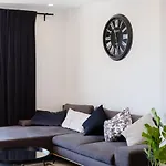 Apartment Eni